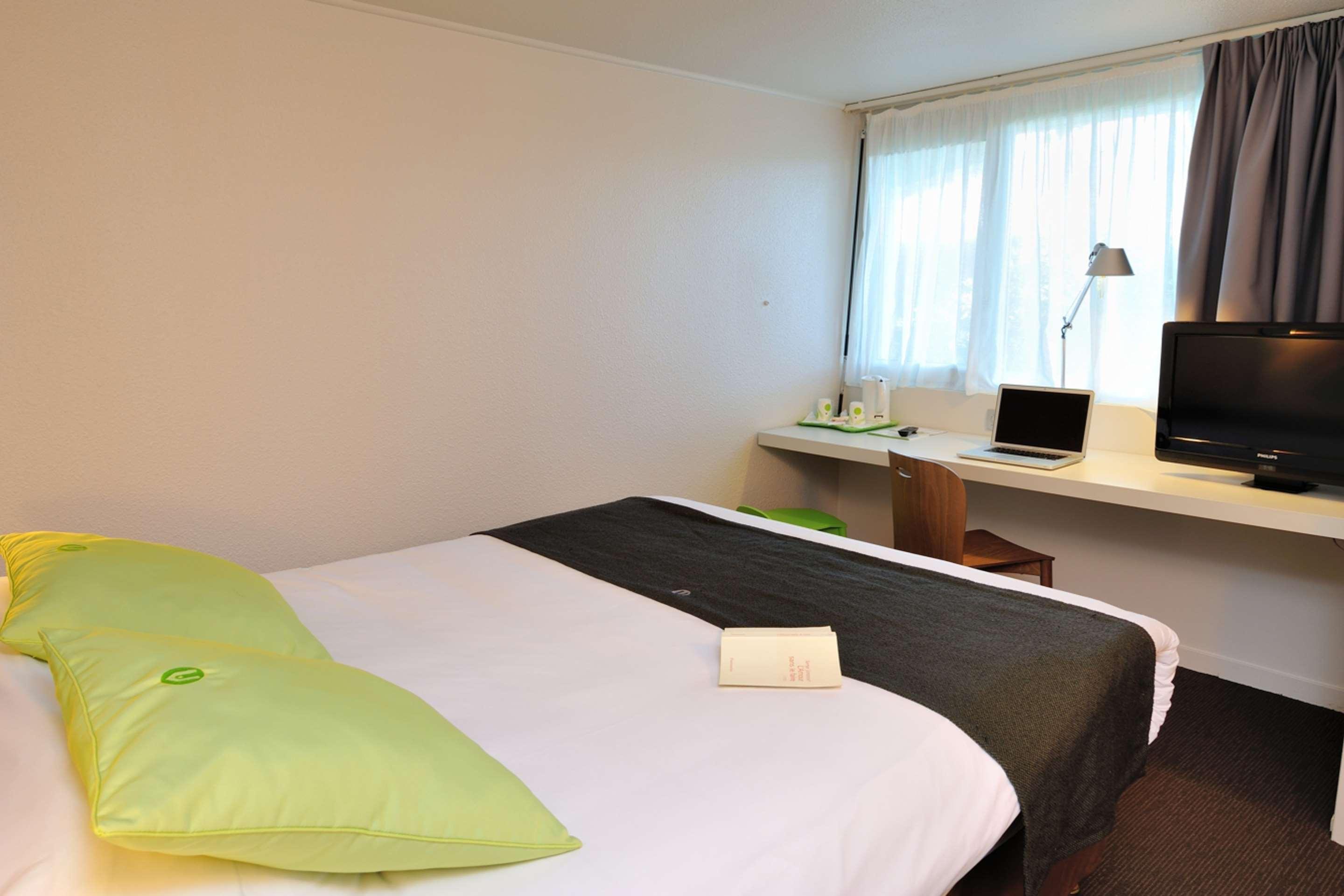 แคมปานิล โบเวส Hotel โบเวส์ ภายนอก รูปภาพ